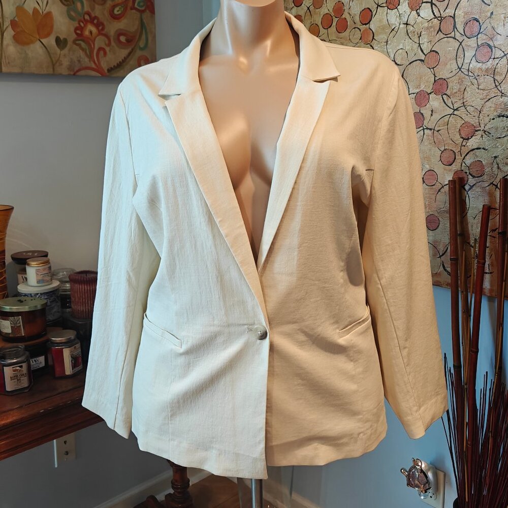 Maurices 4x - 28/30w Khaki Blazer (NWT)